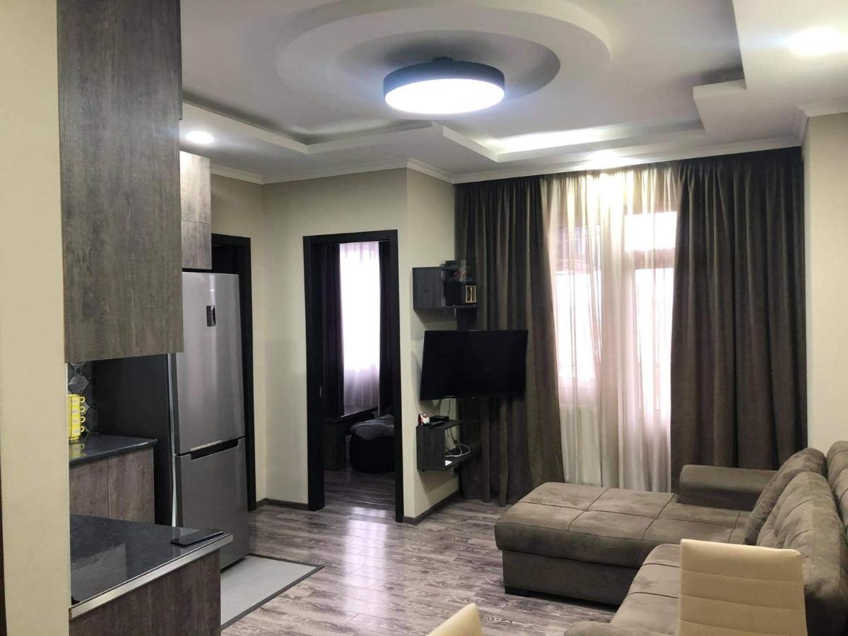 George-Groups Apartment Kutaisi Exterior foto